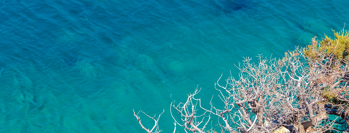 Agua turquesa en Grecia